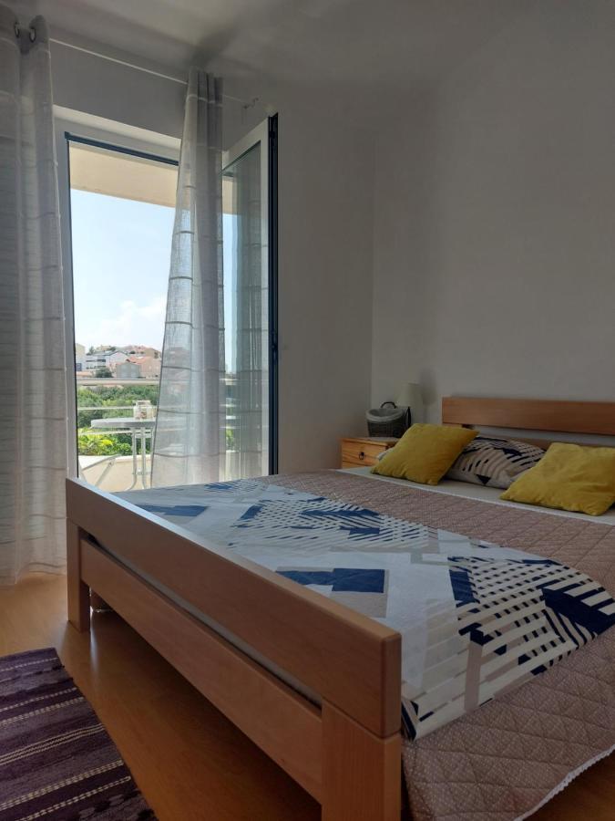 Apartment Dario Grebastica Bagian luar foto