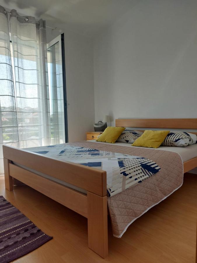 Apartment Dario Grebastica Bagian luar foto