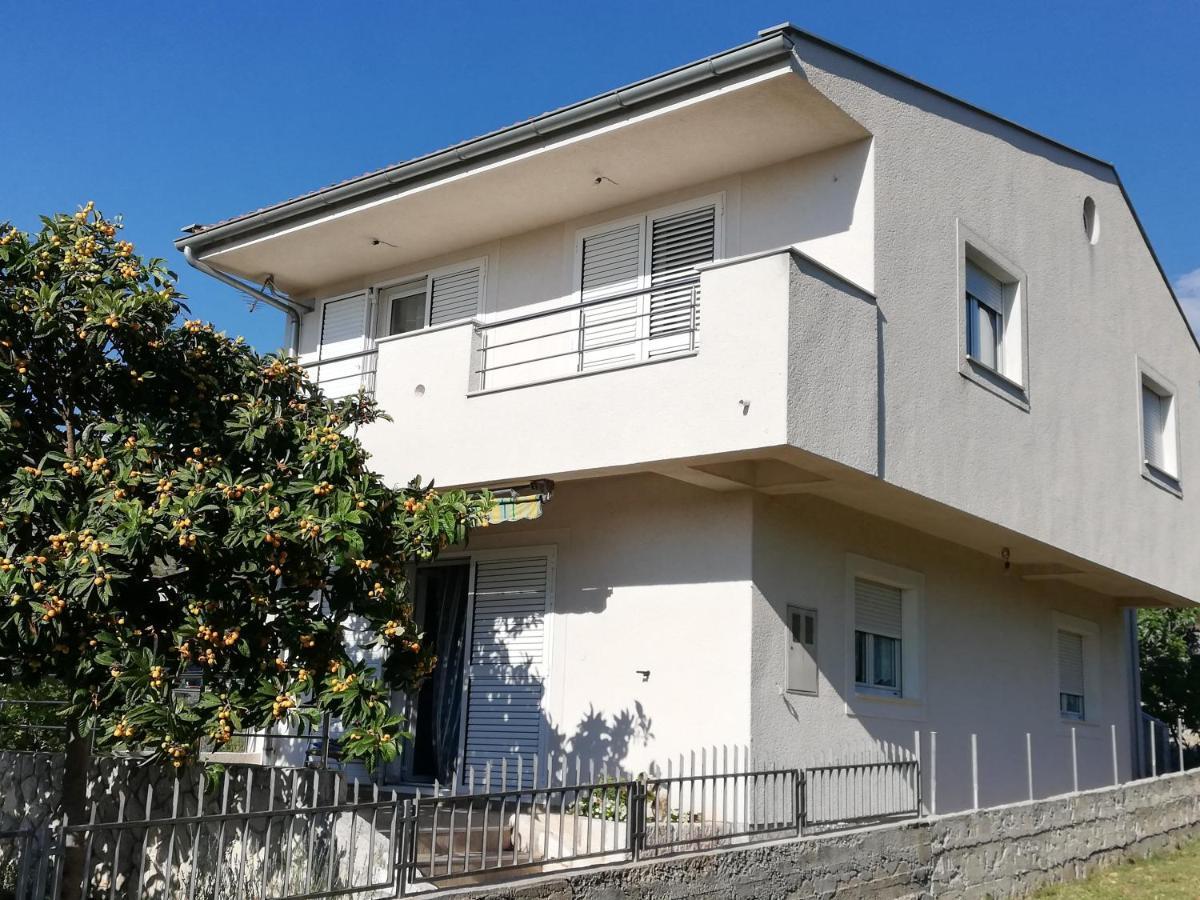 Apartment Dario Grebastica Bagian luar foto